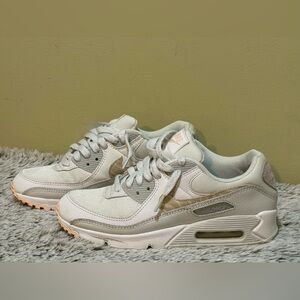 Nike Women's Air Max White and Tan Sneakers